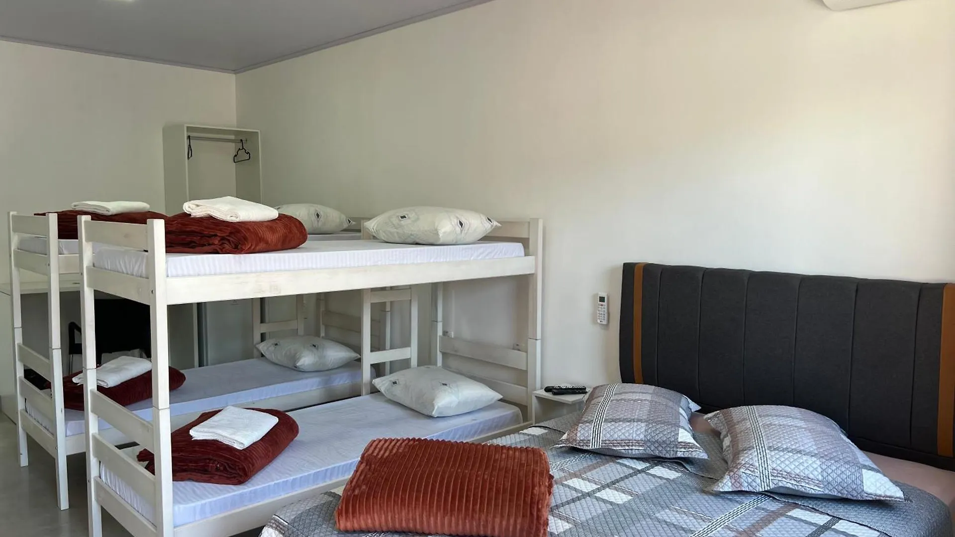 Quarto em Acomodações Particulares Pousada Suite Suzena Penha